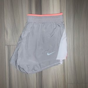 ✨2 for $30✨ Nike running shorts